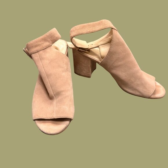 Nine West “Jomei” Peep Toe Block Heel Sandals – Tan Suede Leather (Size 8.5M) - Picture 5 of 11